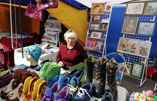 Наші на фестивалі "Петриківський дивоцвіт"