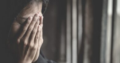 Як подолати тривогу та стрес: поради й прості техніки від Центру громадського здоров’я