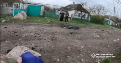 Нацполіція оприлюднила відео евакуації тіл загиблих із прифронтової Межової (ВІДЕО)