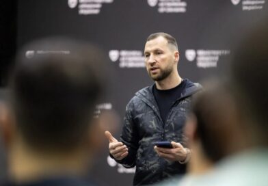 Багаторівнева ППО, протидія реактивним дронам та діпстрайки: Євгеній Хмара про пріоритети Міноборони